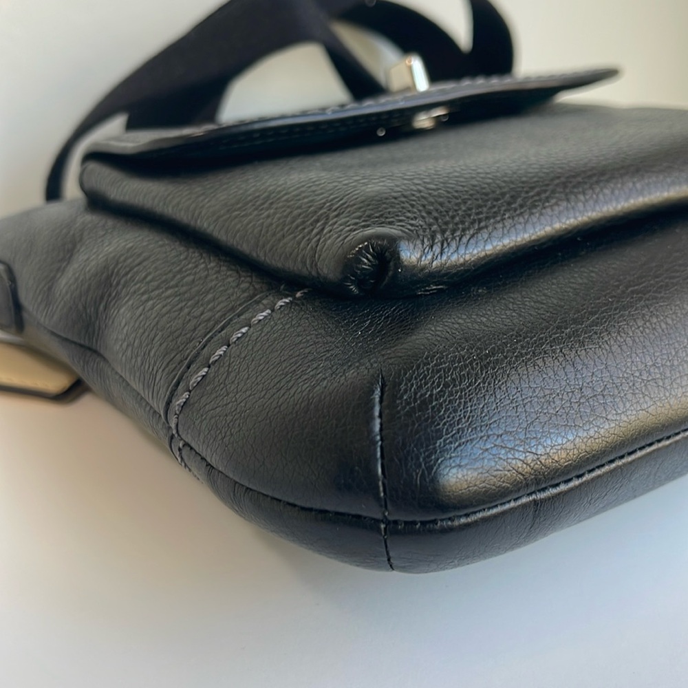 COACH Swingpack Shoulder Crossbody Bag - Picture 13 of 17